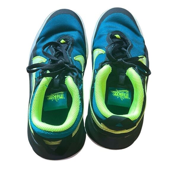 Nike Team‎ Hustle D size 3.5Y - Picture 3 of 8